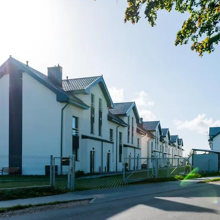 Kitec Marina Apartamenty Caloroczne Wladyslawowo Exterior photo